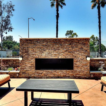 Fairfield Inn & Suites By Marriott Los Angeles Розмид Экстерьер фото
