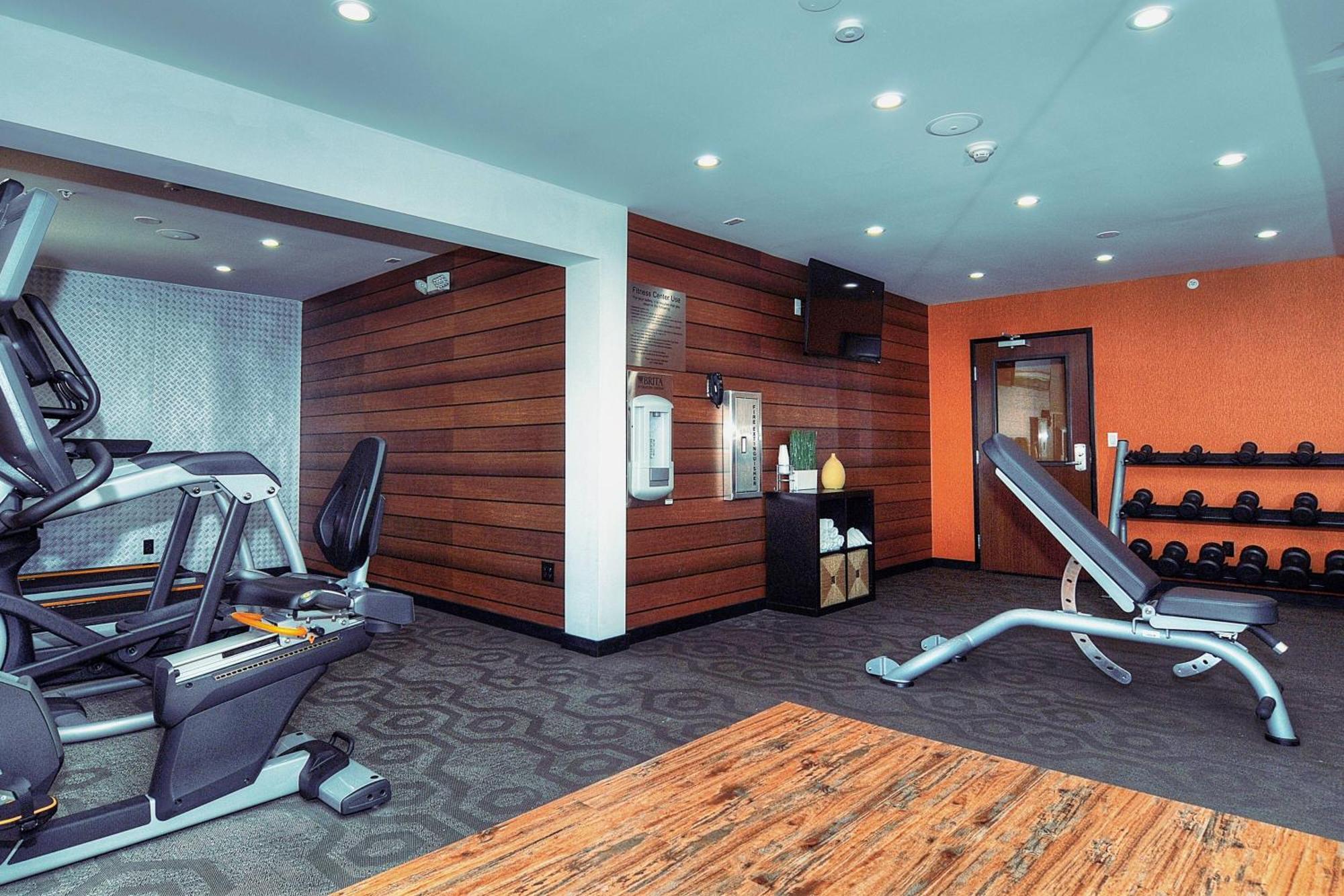 Fairfield Inn & Suites By Marriott Los Angeles Розмид Экстерьер фото
