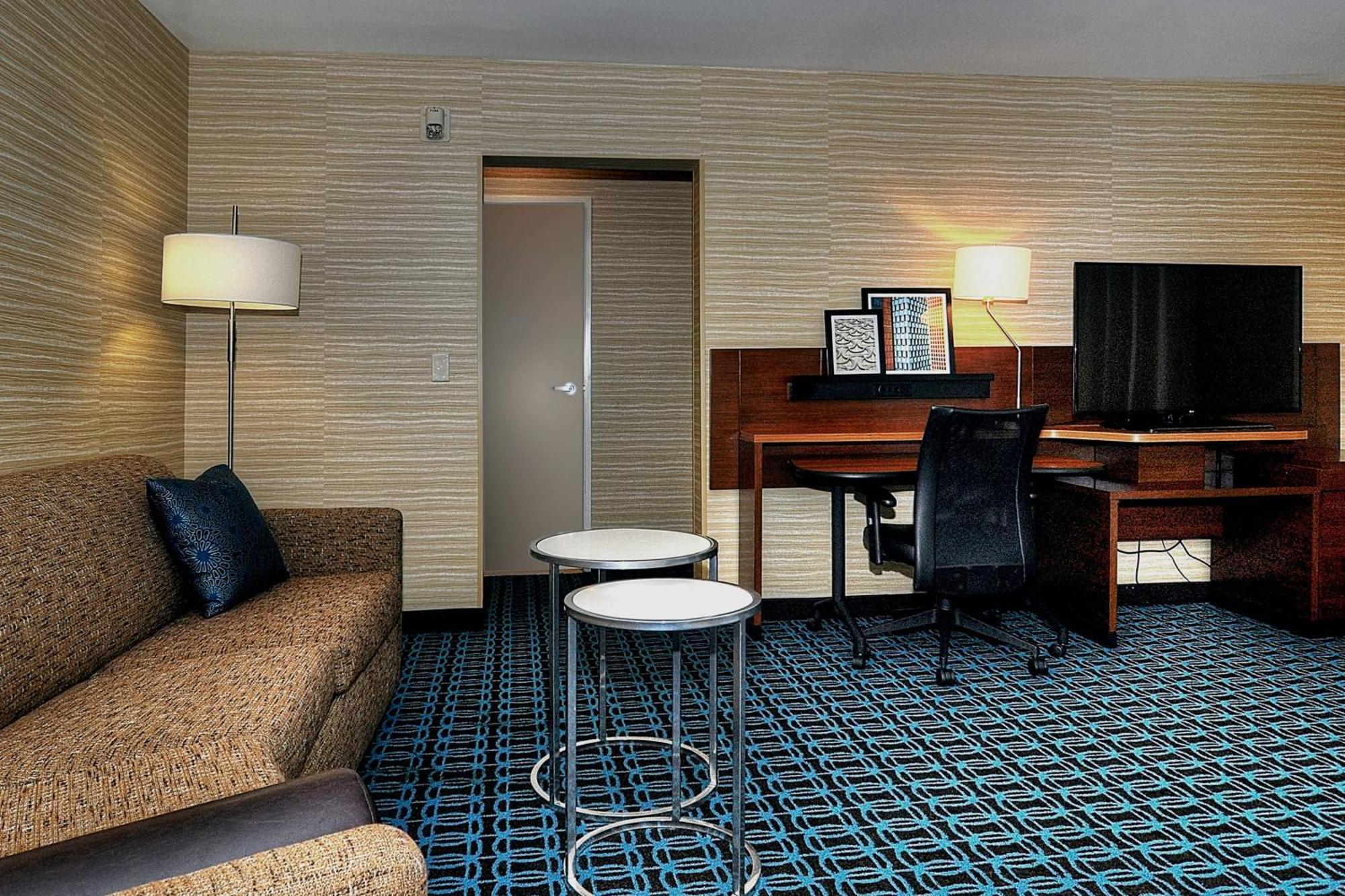 Fairfield Inn & Suites By Marriott Los Angeles Розмид Экстерьер фото