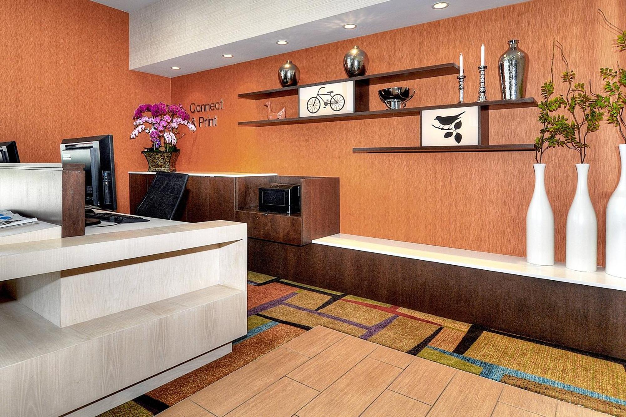 Fairfield Inn & Suites By Marriott Los Angeles Розмид Экстерьер фото